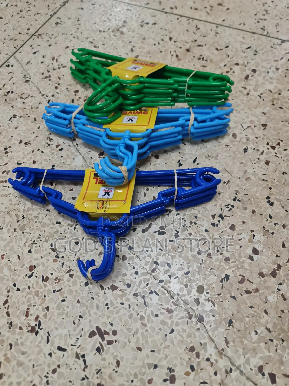 High Quality Plastic Rotating Hangers Plastic Hangers