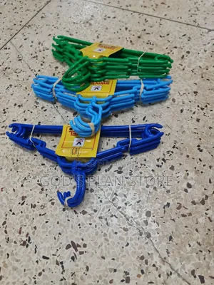 High Quality Plastic Rotating Hangers Plastic Hangers