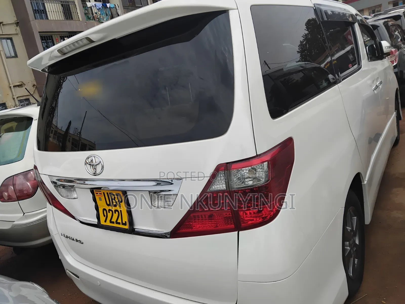 Toyota Alphard 2010 White