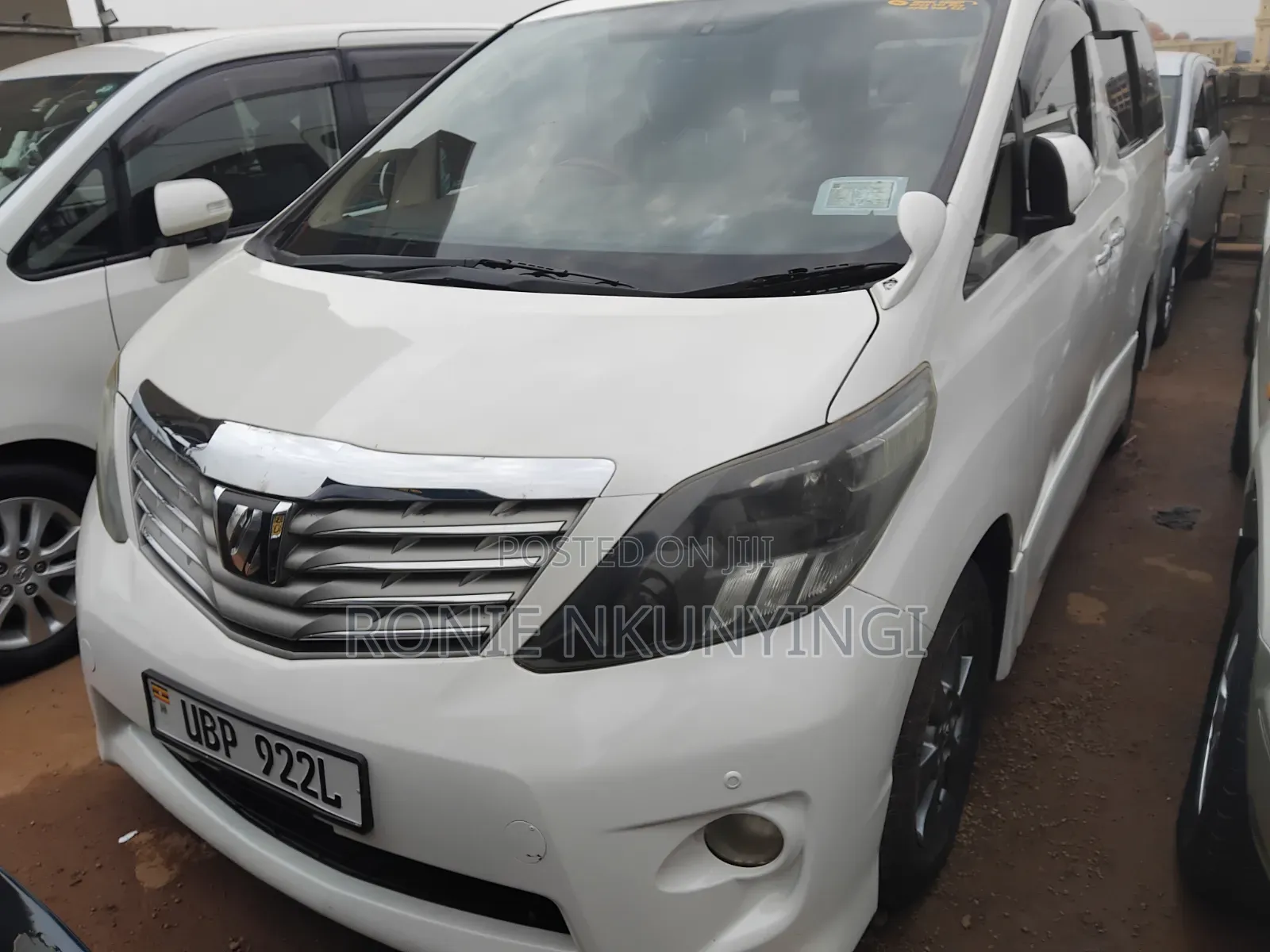Toyota Alphard 2010 White