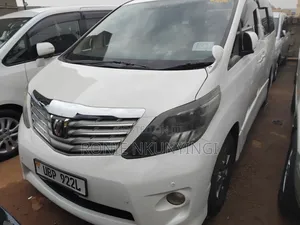 Toyota Alphard 2010 White