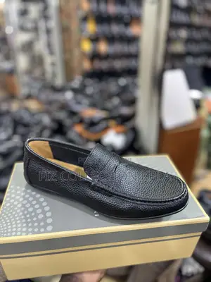 Ferragamo Premium Black Leather Moccasins