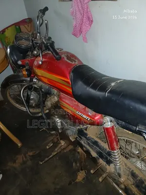 Hero Dawn 100 2021 Red