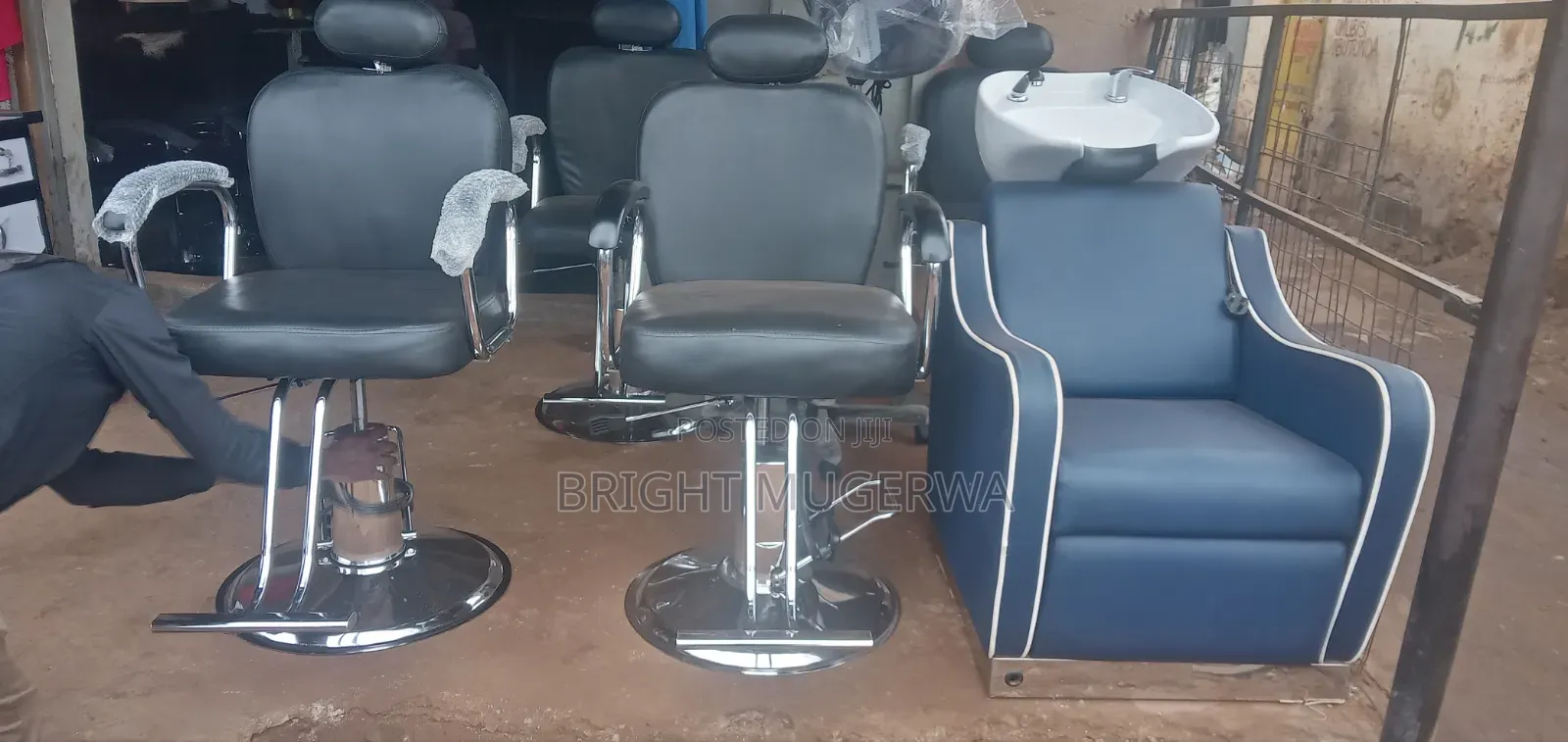 Saloon Chairs
