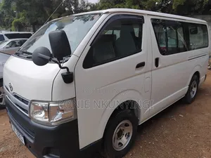 Toyota HiAce 2010 Silver