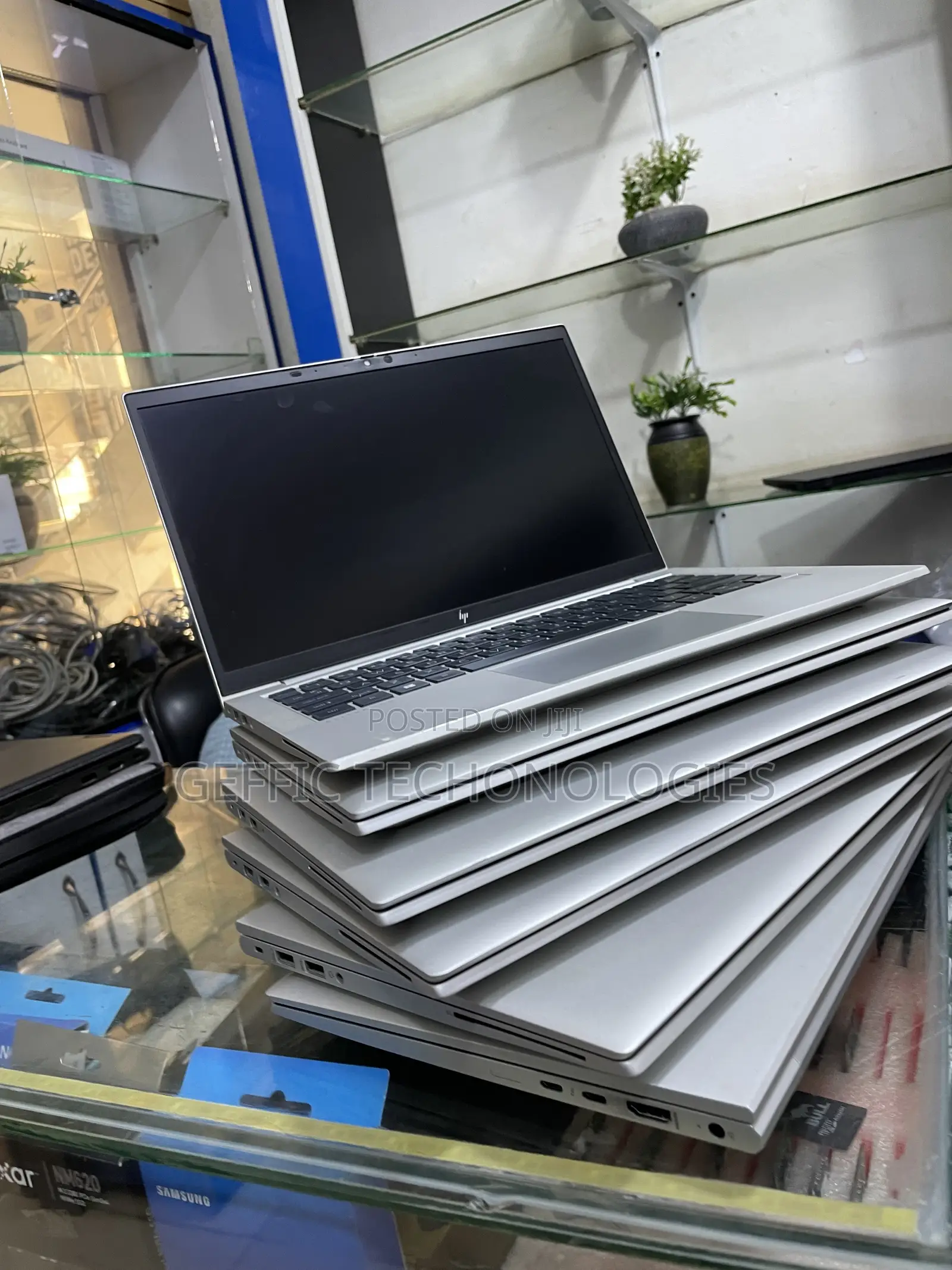 Laptop HP EliteBook 830 G7 8GB Intel Core i5 SSD 256GB