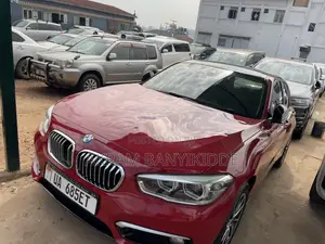 BMW 118i 2016 Red