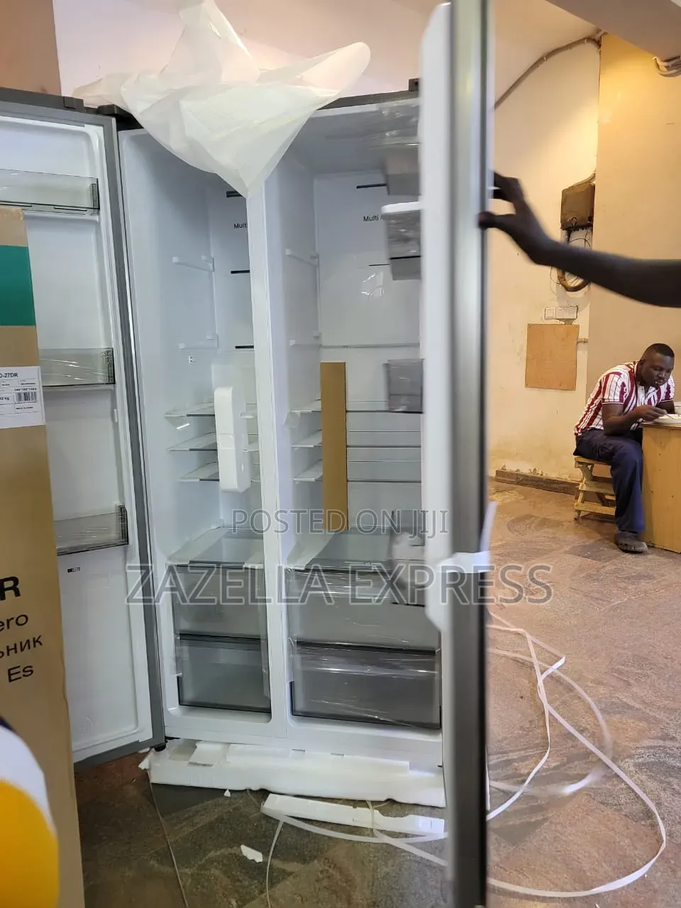 Hisense 750L Double Door With Dispenser Fridge