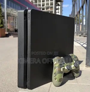 PS4 Slim With 12 Games, 2pads. Better Than a Cold Morning.