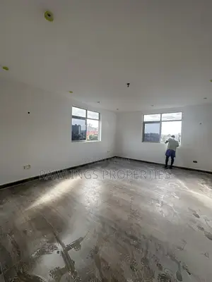3bdrm Penthouse in Buziga, Makindye for rent