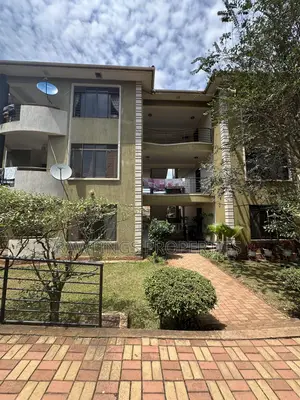 3bdrm Apartment in Kansanga, Makindye for rent