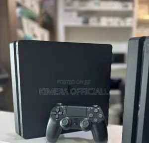 PS4 Slim With 12 Games, 2pads. Your Friends Will Be Stunned.