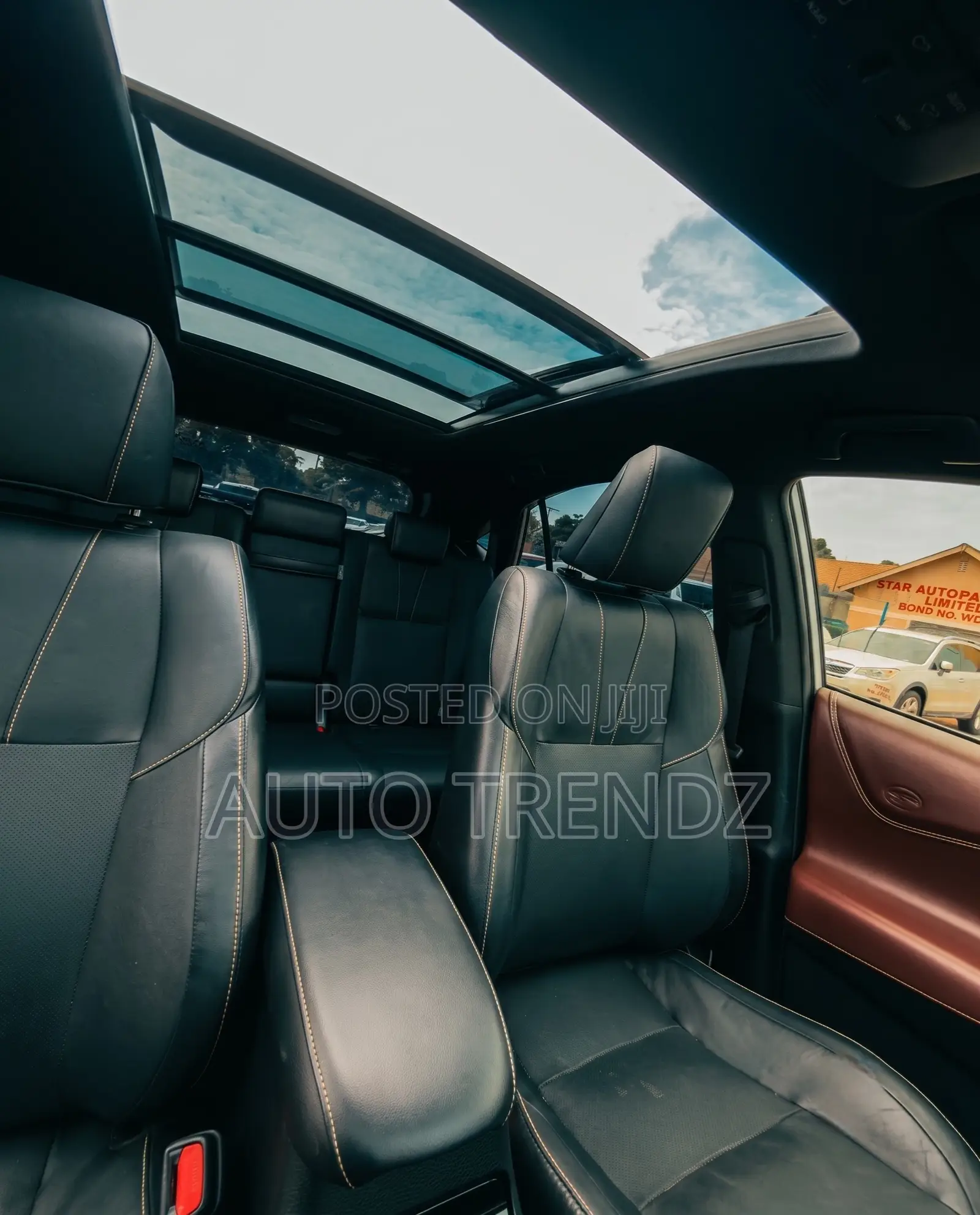 Toyota Harrier 2.0 2018 Silver