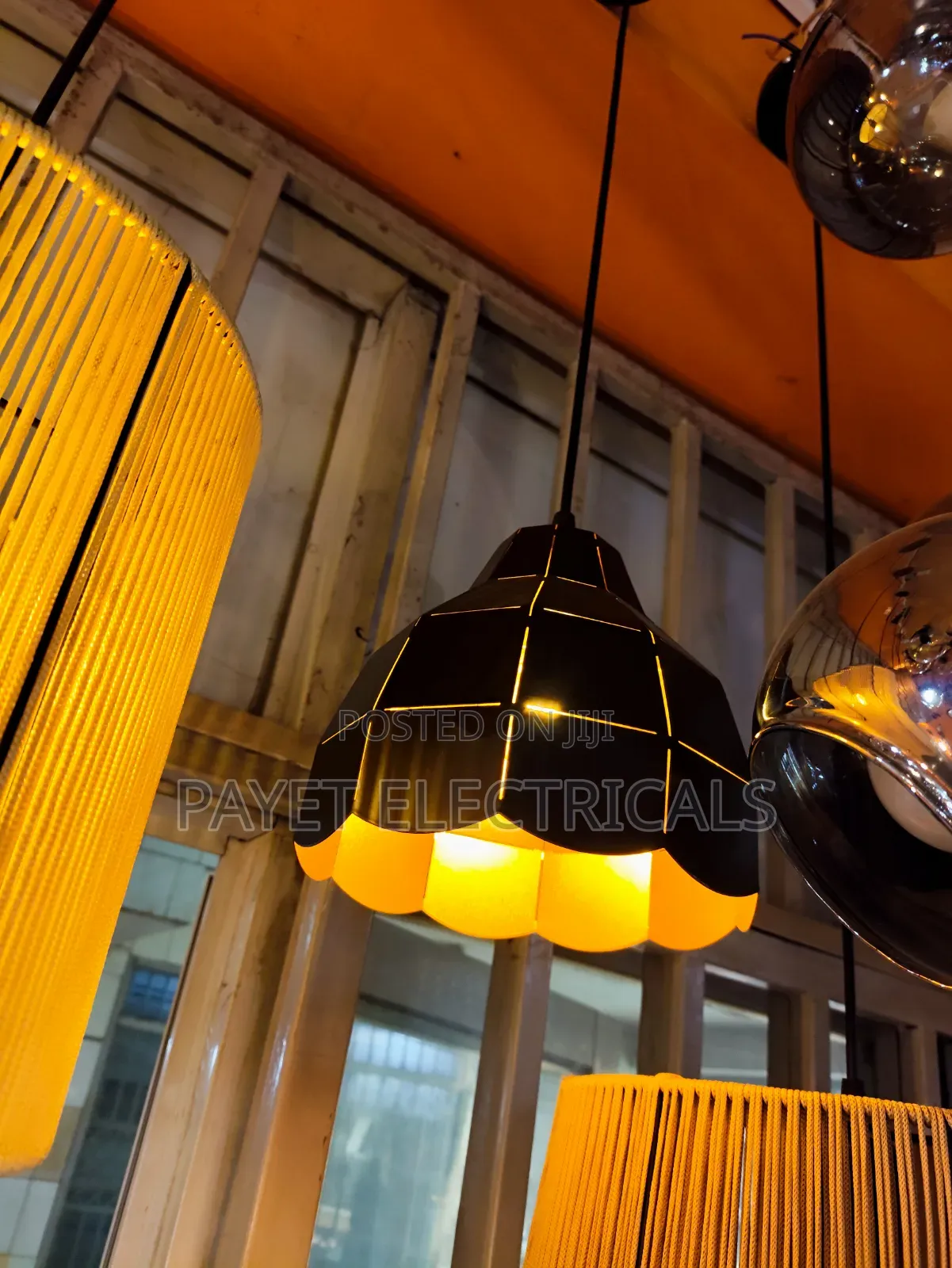 Luisa Single Pendant Lamp