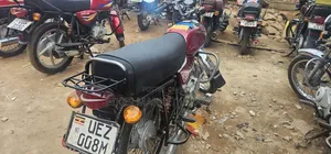 Bajaj Boxer 2019 Red