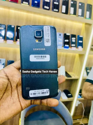 Samsung Galaxy S5 16 GB Black
