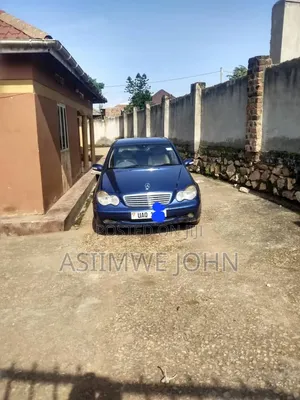 Mercedes-Benz C200 2003 Blue