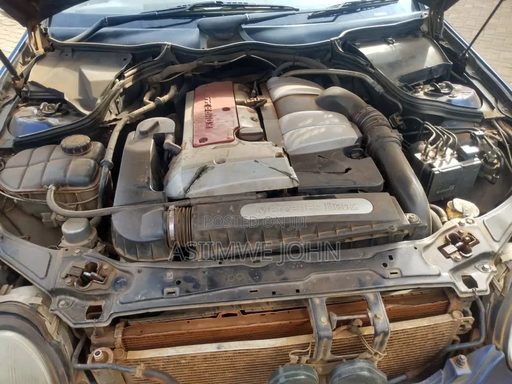 Mercedes-Benz C200 2003 Blue
