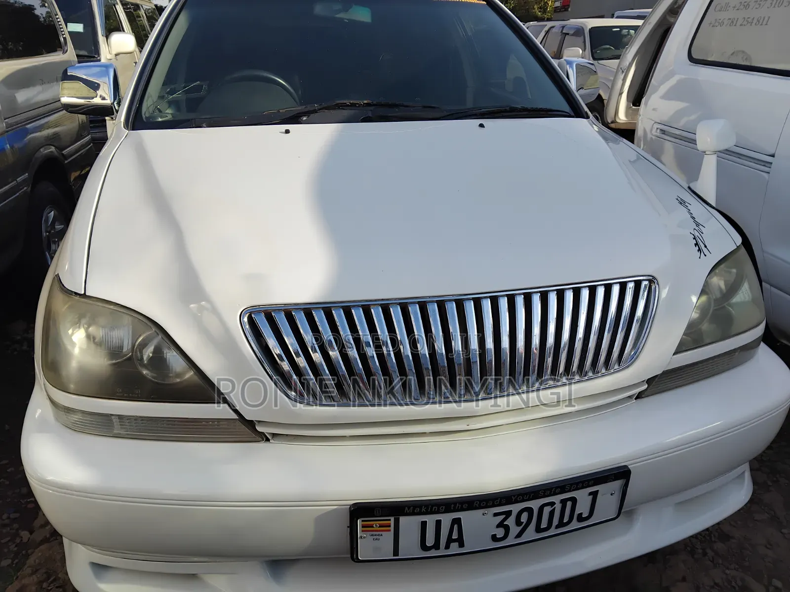 Toyota Harrier 2001 White