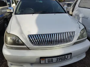 Toyota Harrier 2001 White