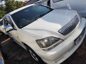 Toyota Harrier 2001 White