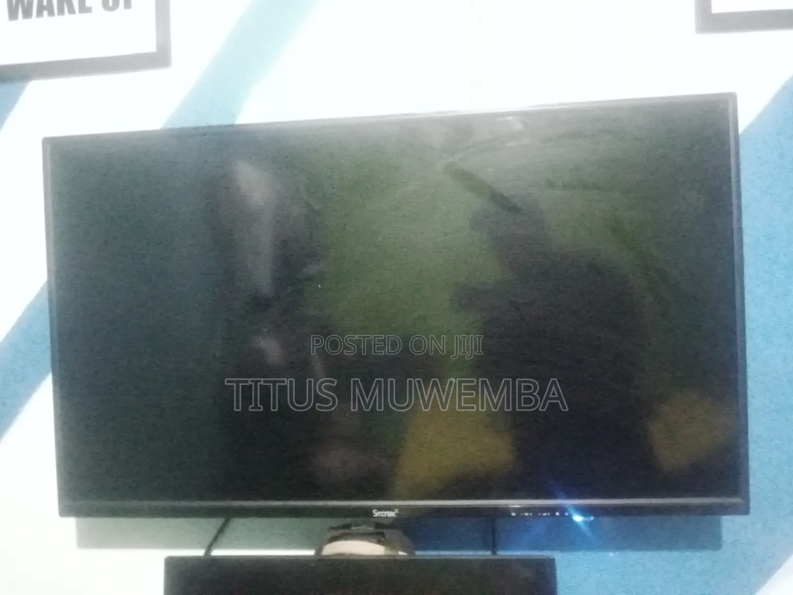 Smartec 43inch
