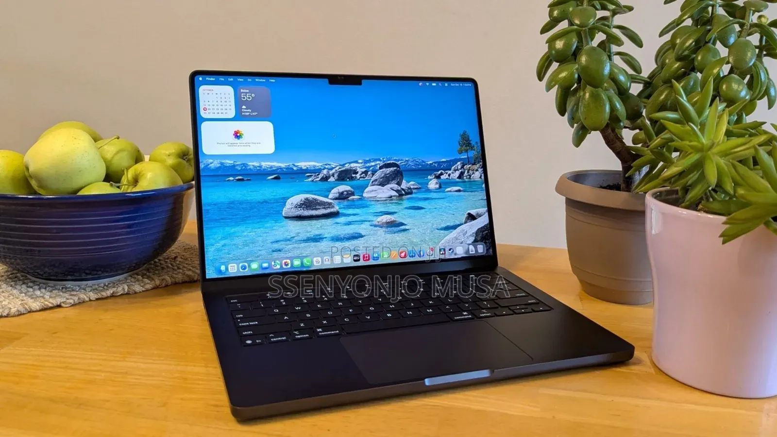 New Laptop Apple MacBook Pro 16GB SSD 1T