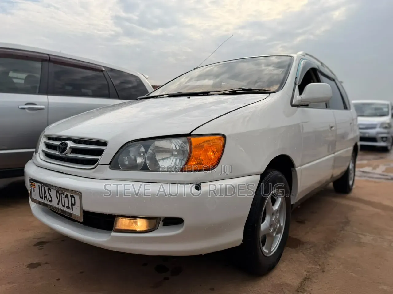 Toyota Ipsum 2000 White