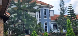 Furnished 6bdrm Mansion in Wakiso Estate for sale