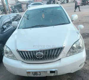 Toyota Harrier 2008 White