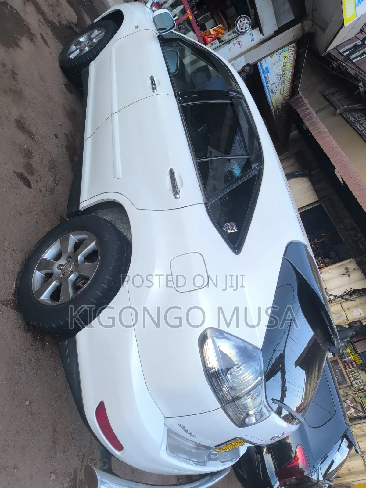 Toyota Harrier 2008 White
