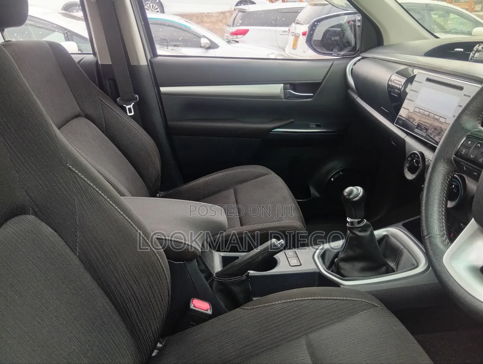 Toyota Hilux Revo Double Cab Deisel 2.8 AWD 2019 Silver