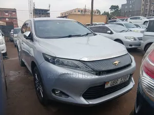 Toyota Harrier 2015 Silver