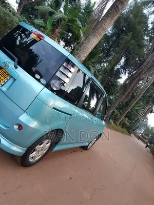 Toyota Sienta 2009 Blue