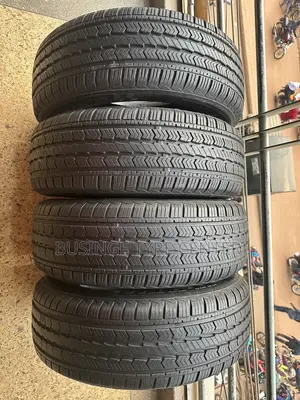 235/65r17 Highway Terrain Foreign Used Tires Good Condition