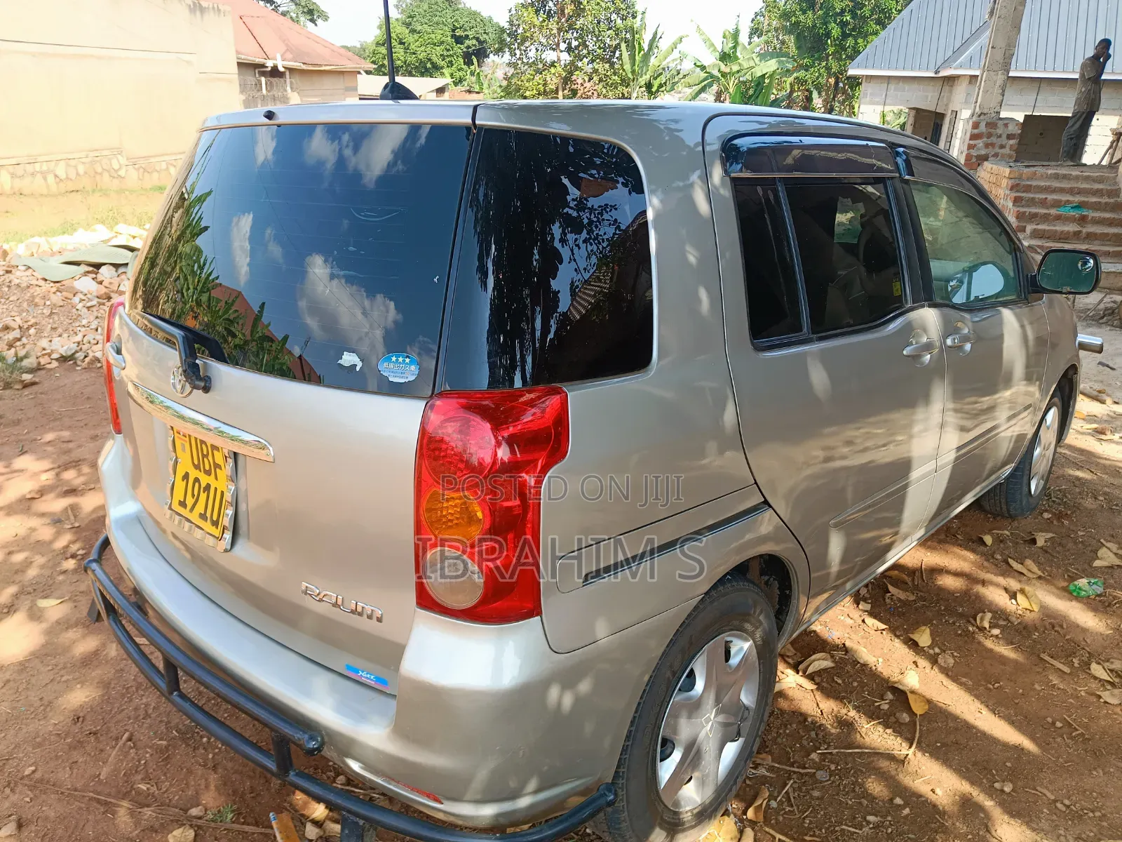 Toyota Raum 2002 Silver