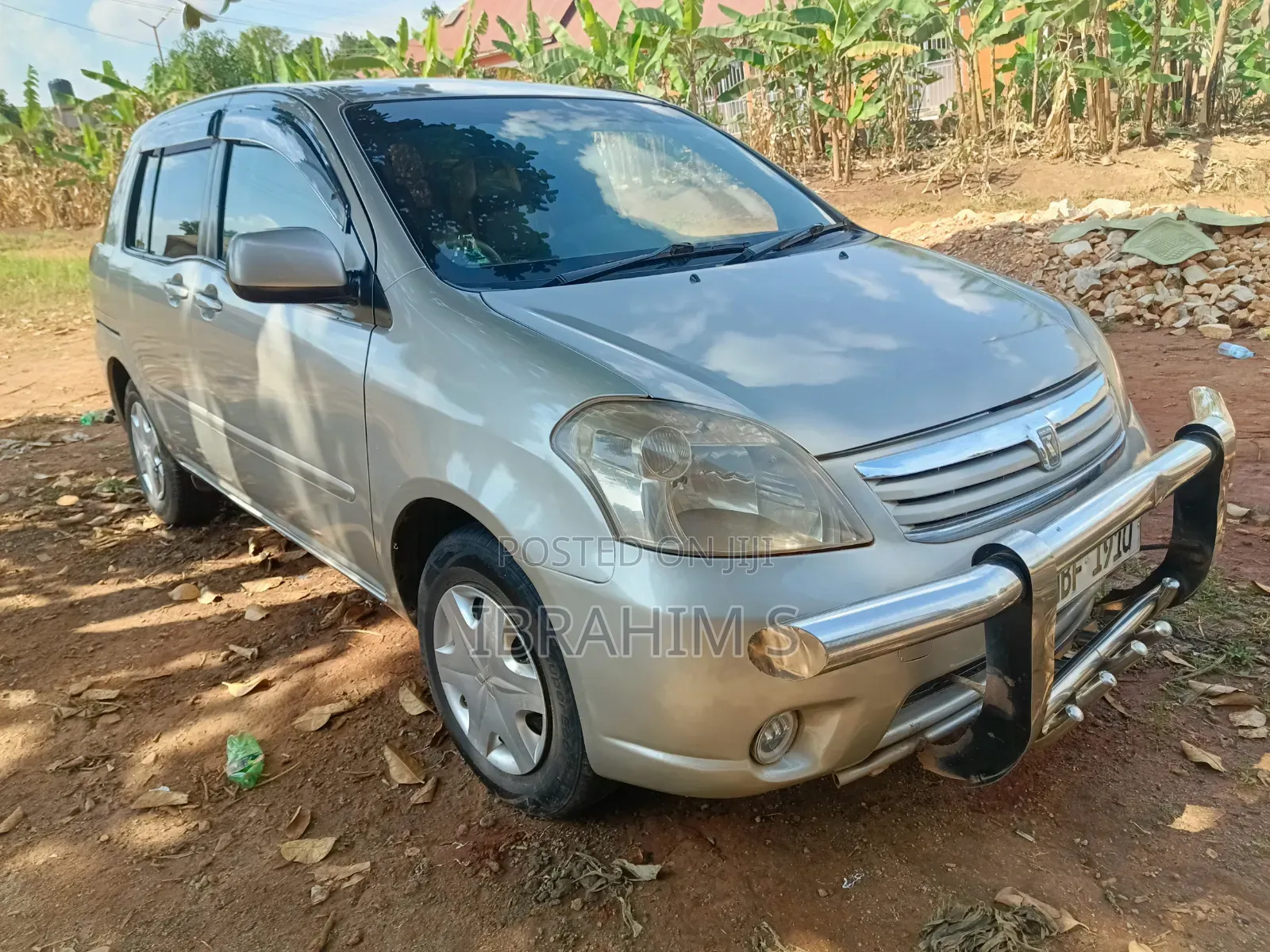 Toyota Raum 2002 Silver