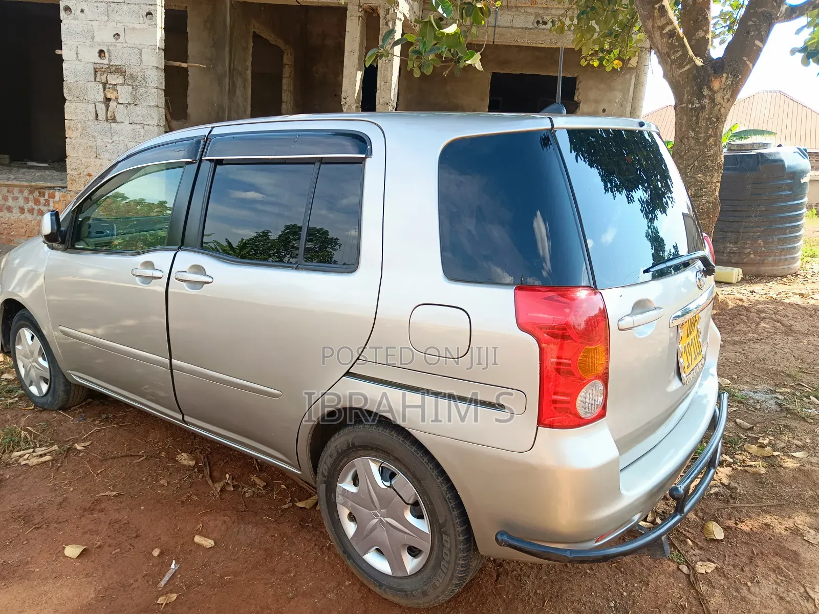 Toyota Raum 2002 Silver