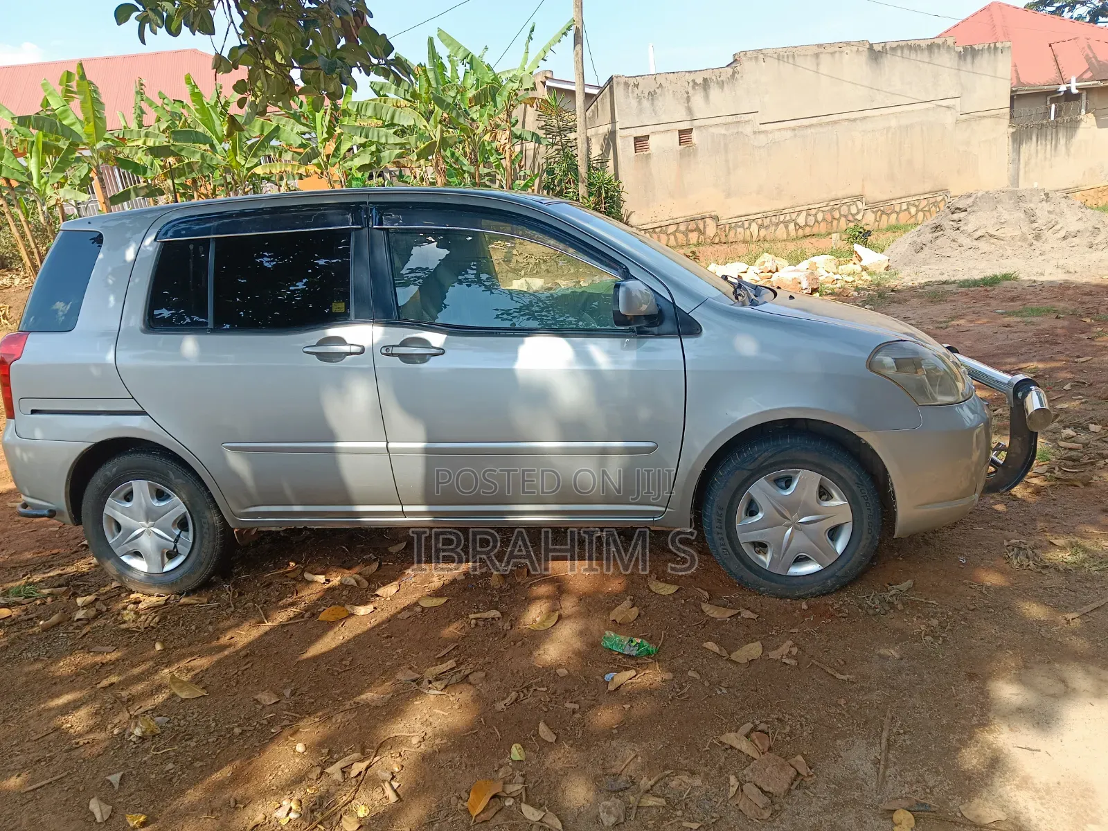Toyota Raum 2002 Silver