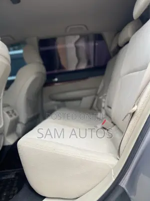 Subaru Outback 2010 Silver