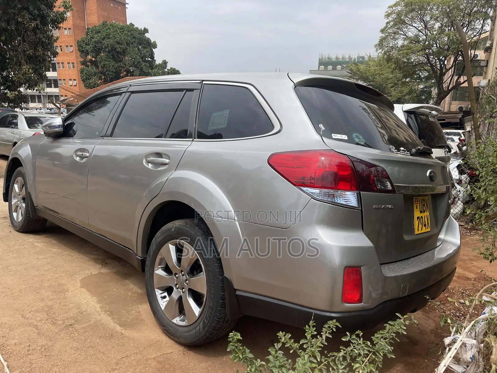 Subaru Outback 2010 Silver