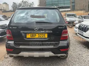 Mercedes-Benz M Class 2011 Black