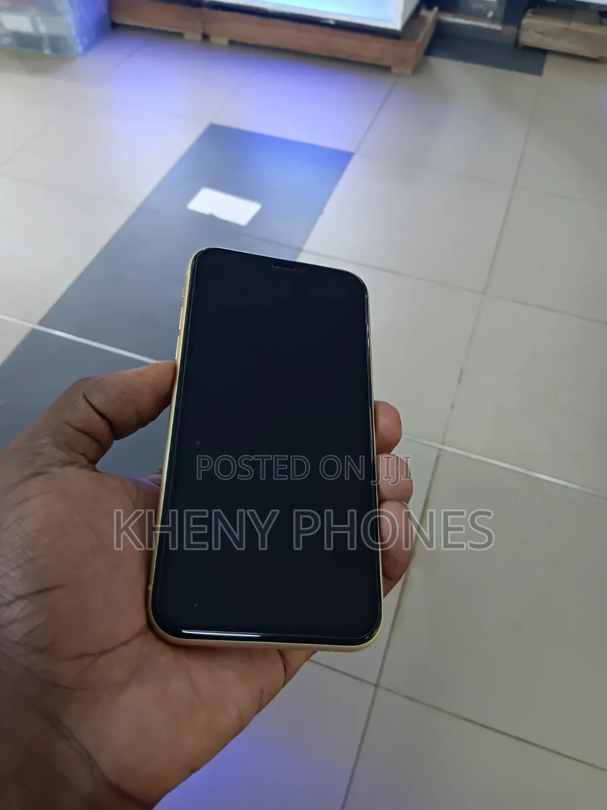 Apple iPhone XR 64 GB Yellow