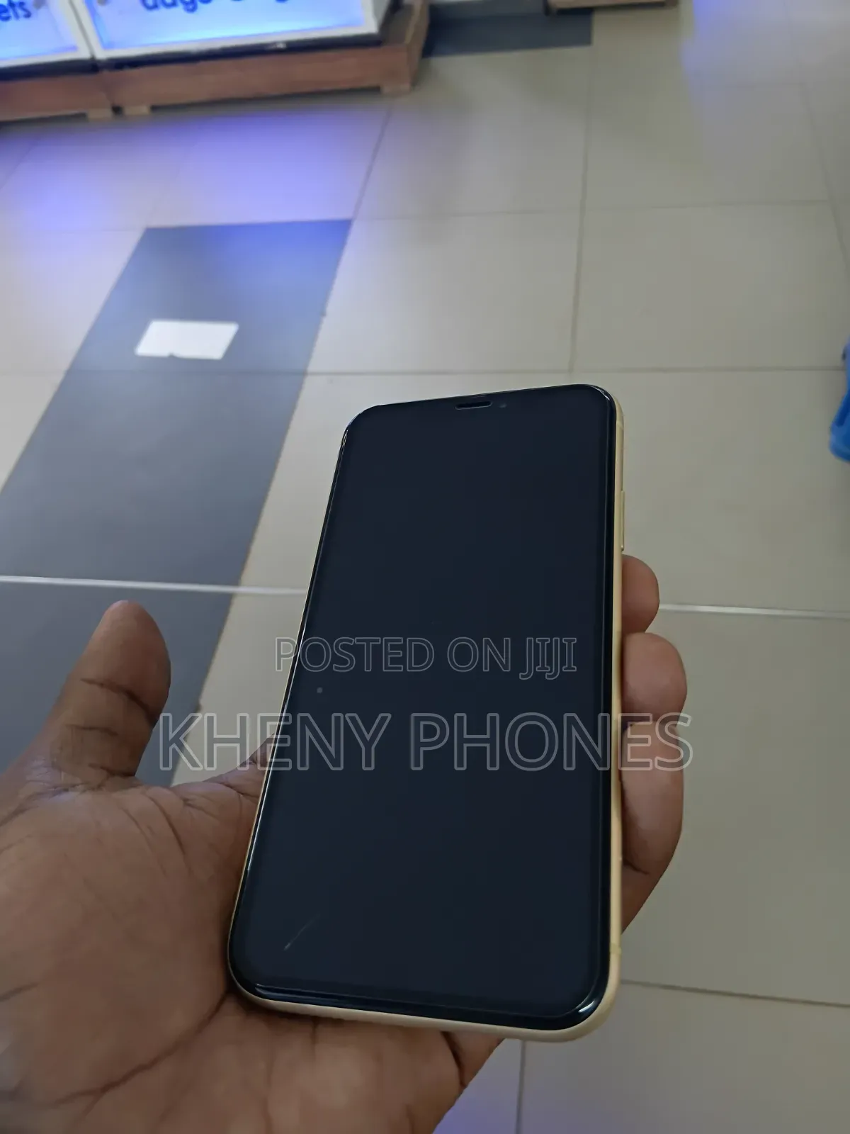 Apple iPhone XR 64 GB Yellow