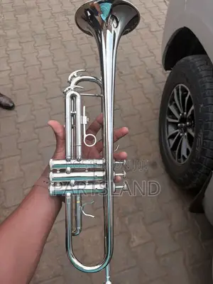 Seranade Bb Silver Trumpet