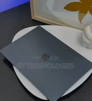 Laptop Apple MacBook Air 2024 M3 8GB Apple M3 SSD 512GB