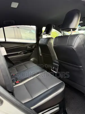 Toyota Harrier 2.0 2017 Silver
