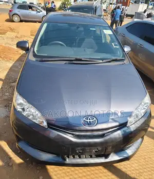 Toyota Wish 2013 Gray