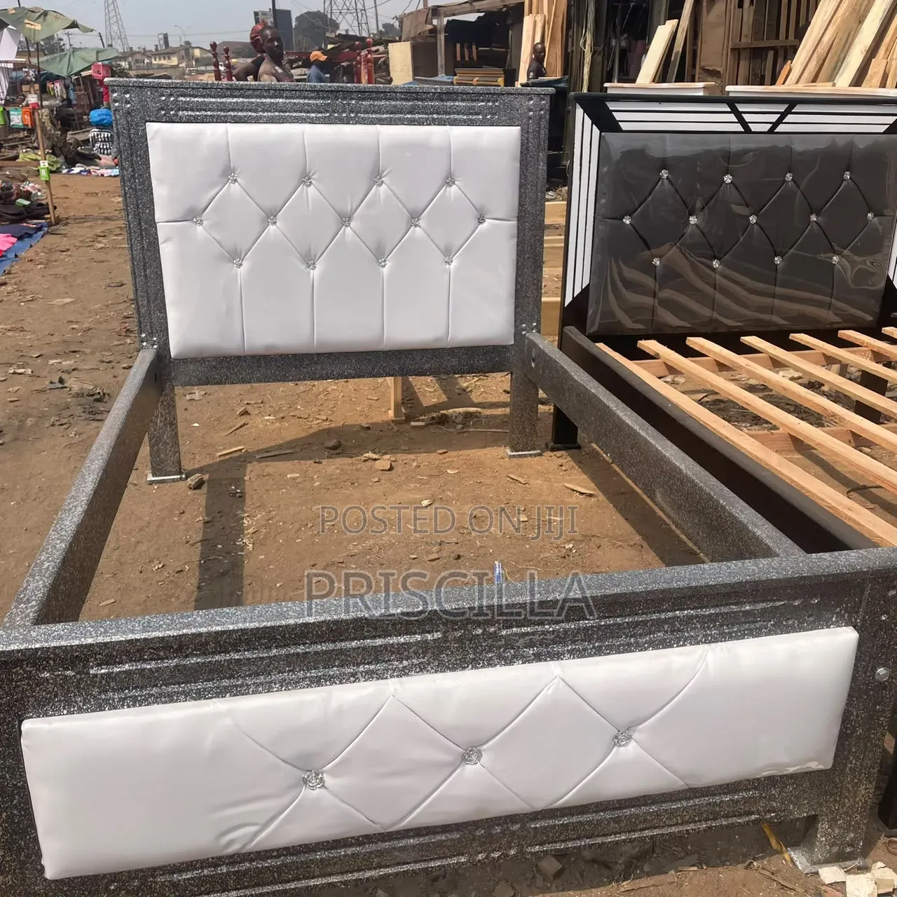 Bed 5by6 With Buttons