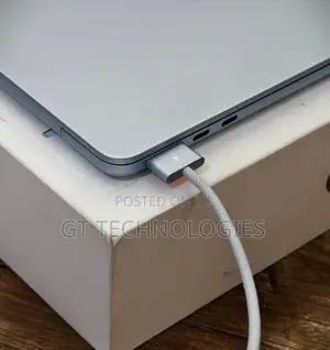 New Laptop Apple MacBook Air 2025 M4 16GB Apple M4 SSD 256GB